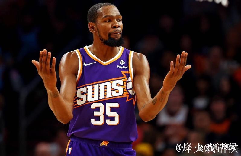 单场40+5+5球员年龄：弗拉格最年轻，之后是詹姆斯杜兰特