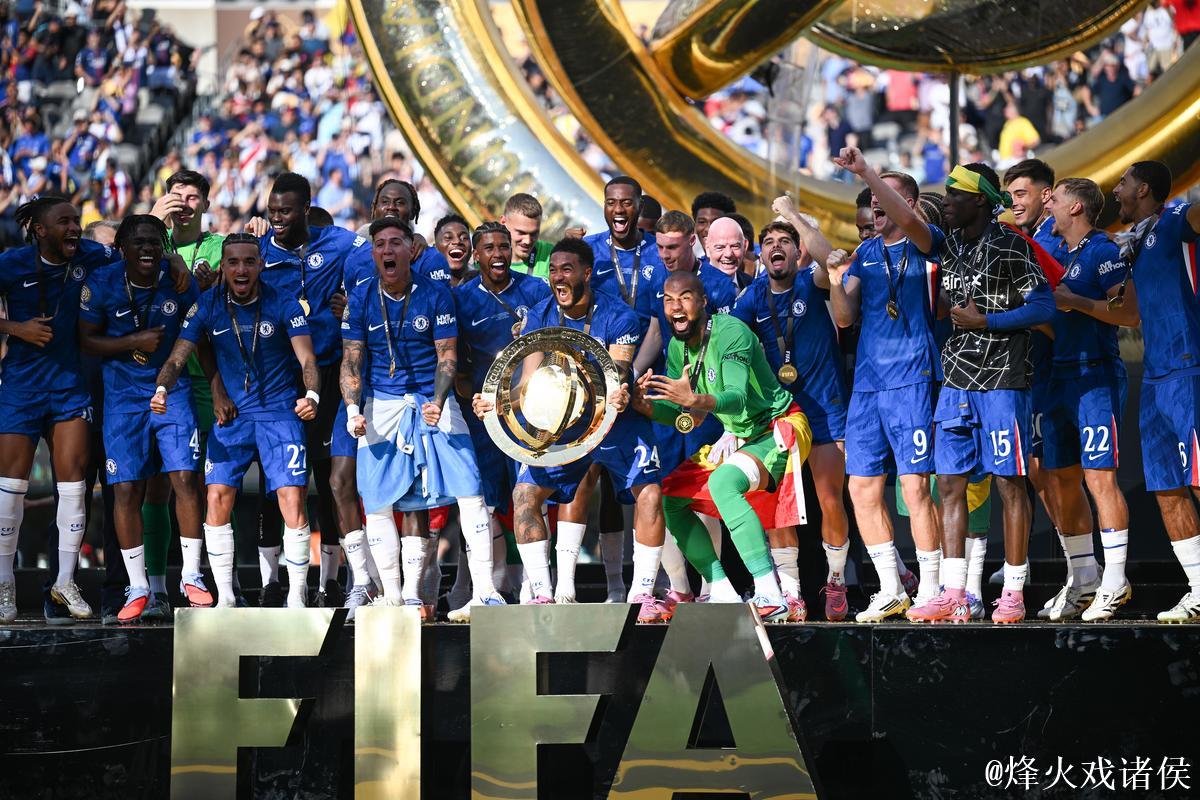 科尔维尔:世俱杯>欧冠,我们是第一支赢得新世俱杯的球队 科尔维尔:世俱杯>欧冠,我们是第一支赢得新世俱杯的球队