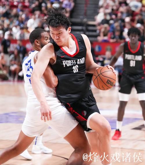 NBA夏联-中国男篮负黄蜂 杨瀚森12分7失误6犯
